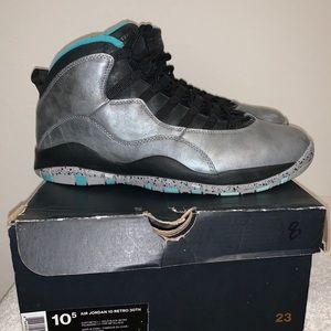 Retro 10s LADY OVER LIBERTYS 30th anniversary
